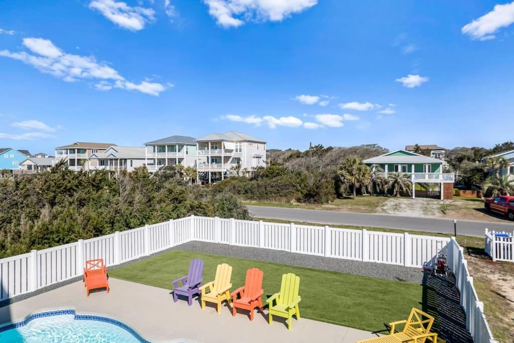 Vila Pool Haven Ocean View Oak Island Exteriér fotografie