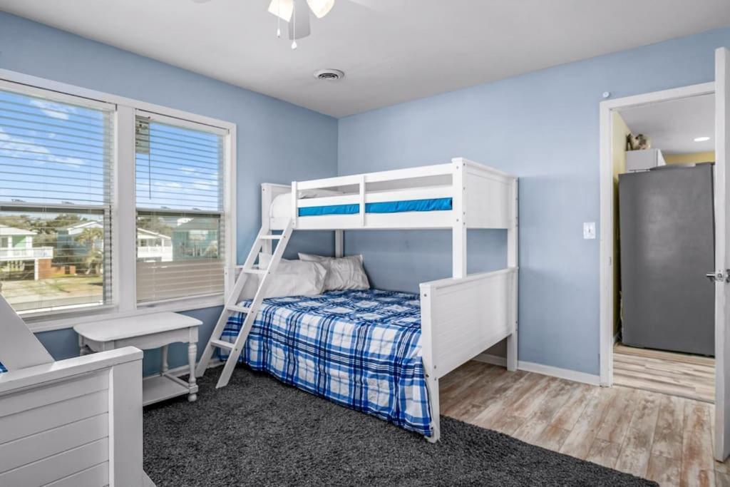 Vila Pool Haven Ocean View Oak Island Exteriér fotografie