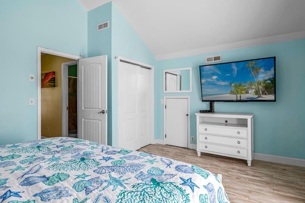 Vila Pool Haven Ocean View Oak Island Exteriér fotografie