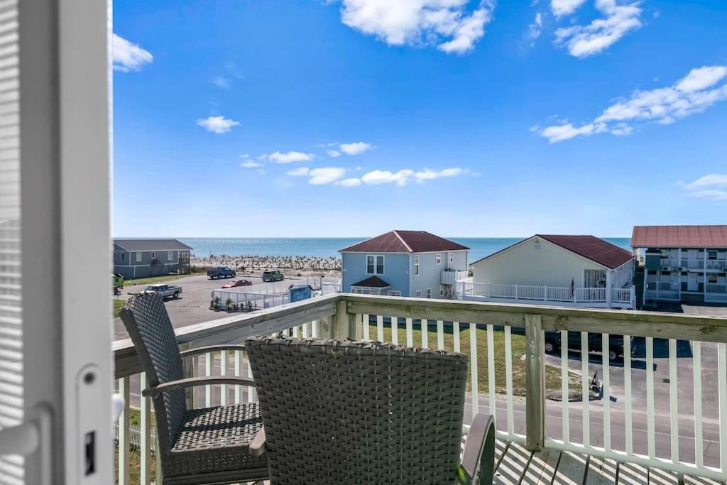 Vila Pool Haven Ocean View Oak Island Exteriér fotografie