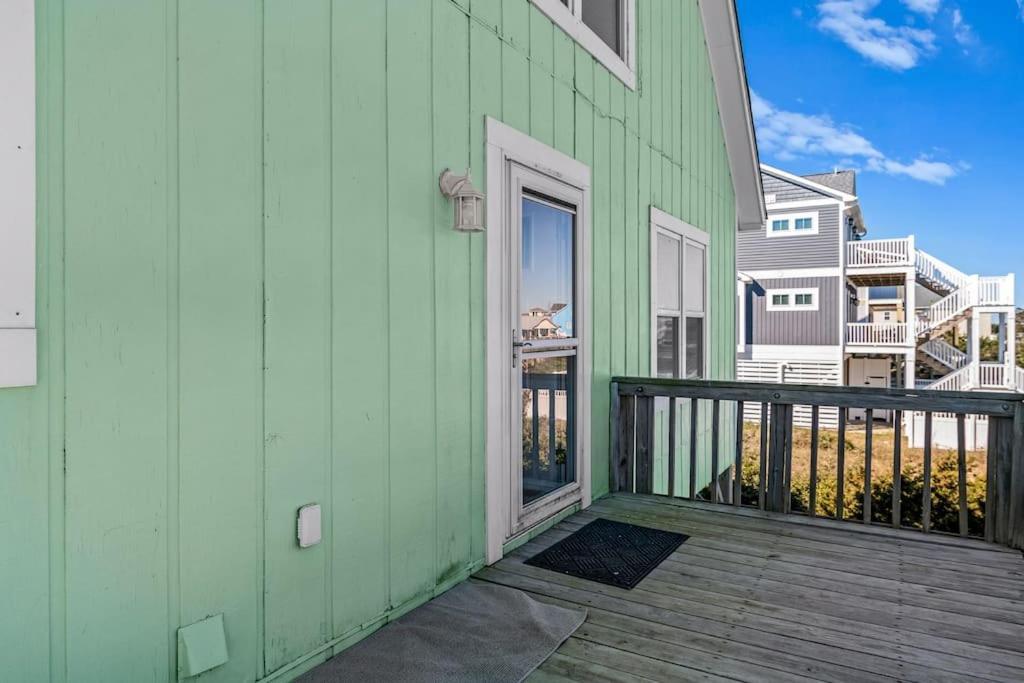 Vila Pool Haven Ocean View Oak Island Exteriér fotografie