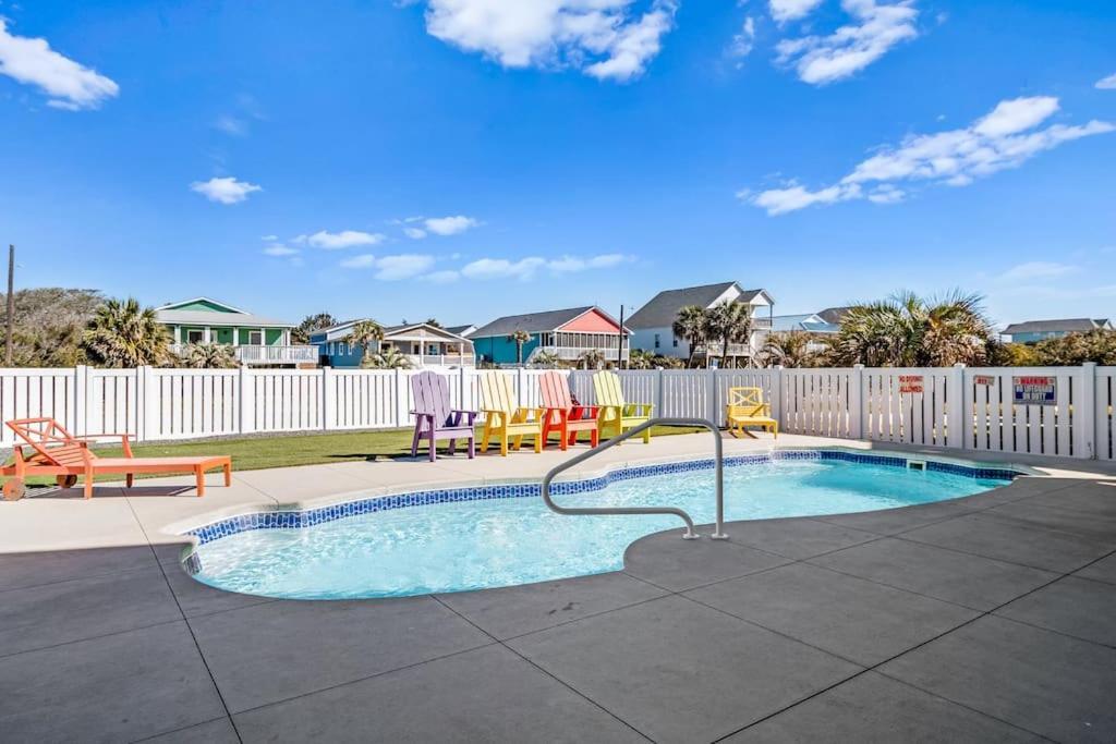 Vila Pool Haven Ocean View Oak Island Exteriér fotografie