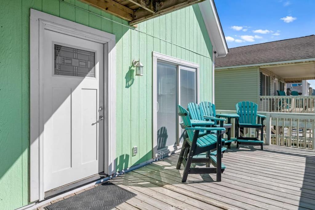 Vila Pool Haven Ocean View Oak Island Exteriér fotografie
